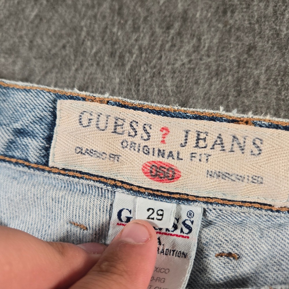 Vintage Guess Original Fit Jeans Mens 29 Light Wash Blue Denim High Rise 1050-RG - Picture 4 of 9